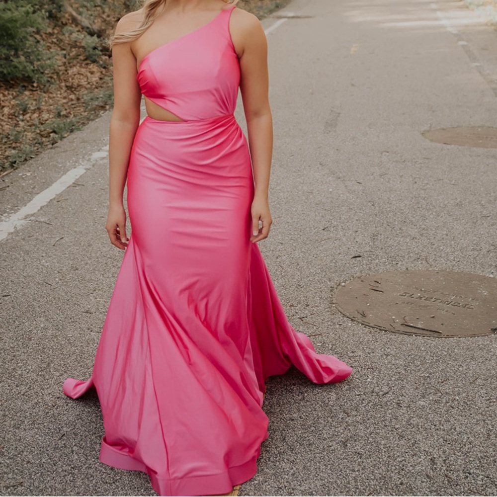 Rachel Allan One-Shoulder Fuchsia Dress